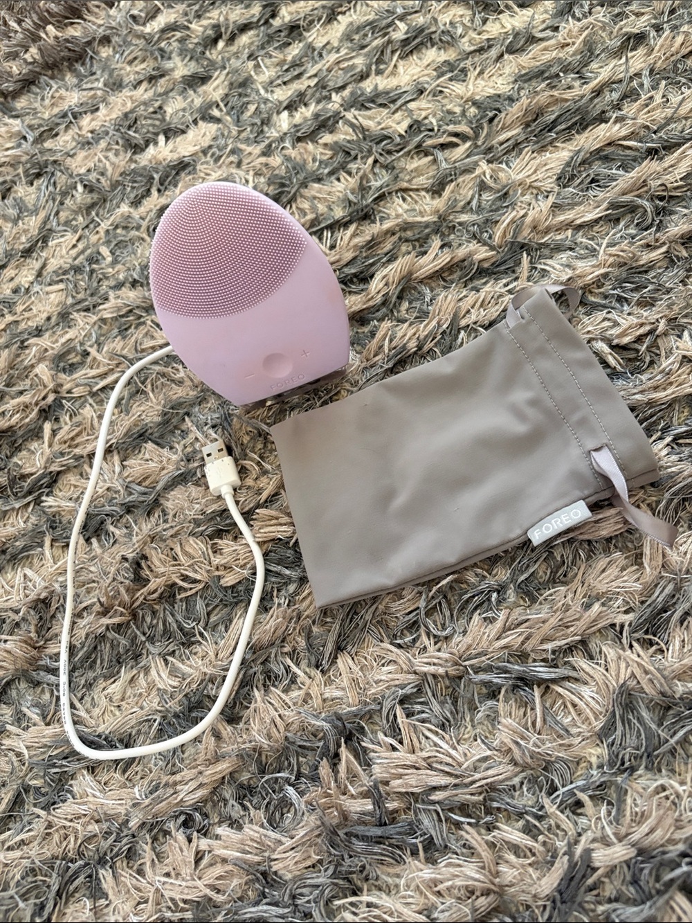 FOREO LUNA 2 Facial Cleansing Brush Sensitive Skin Lavender